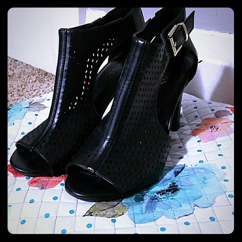 Merona Heels